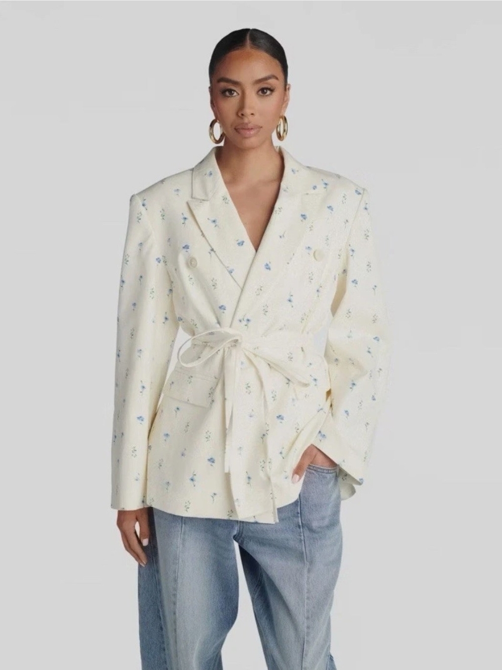 KBB by KAHLANA Women 'The Erin Blazer' - White/Blue Floral